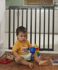 Cua Chan Cau Thang Modilok (4)