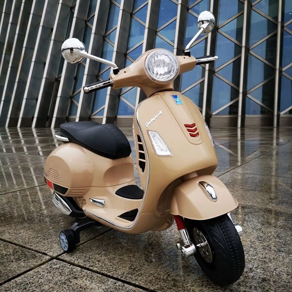 Xe May Dien Vespa Q618 Cho Be Gai (7)